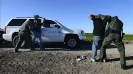 patrulla fronteriza inmigrantes indocumentados estados unidos texas camión arresto