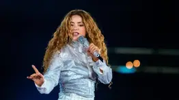 Shakira lo vuelve a hacer : suspende su gira en este país
