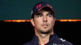 Críticas desde casa: leyenda mexicana de la F1 lanza un duro dardo contra Checo Pérez