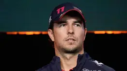 Críticas desde casa: leyenda mexicana de la F1 lanza un duro dardo contra Checo Pérez