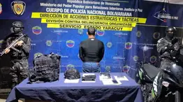 Cae falso oficial de la PNB: le incautan un arma de fuego