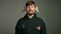 ¿Serías capaz de pasar 30 días esposado a tu ex por $250.000? Este es el nuevo reto del youtuber MrBeast