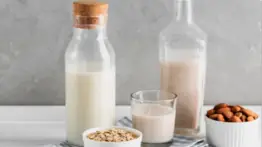 "No existe la leche de soya o de almendra". Afamado médico europeo lanza un bombazo sobre las llamadas bebidas vegetales y prende las alarmas