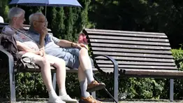 Jubilados latinos descubren esta ciudad para retirarse: seguridad, playas y comunidad en un solo lugar