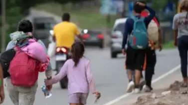 ¡Choque político! Illinois aprueba una ley para proteger a inmigrantes y que desafía a Trump ¡Choque político! Illinois aprueba una ley para proteger a inmigrantes y que desafía a Trump