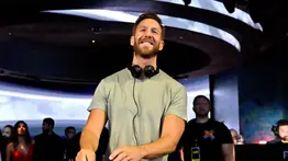 ¿Guerra musical? Calvin Harris reemplaza la voz de esta estrella en el tema “Ocean” y desata controversia