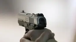 Asesinan a rapero latino de un disparo en la cabeza: autoridades publican foto del sospechoso