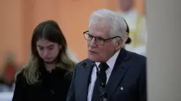 Padre del senador Miguel Uribe Turbay ocupará su lugar en disputa presidencial