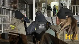 Huntington Beach en shock: La verdad detrás del operativo migratorio que dejó a un trabajador luchando por su vida