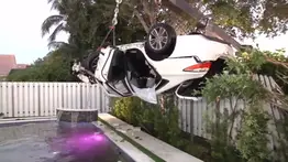 accidente-florida-auto-en-piscina