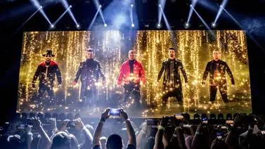 Estos dos cantantes se unen en un concierto, pero no desde la tarima sino como espectadores de los Backstreet Boys Estos dos cantantes se unen en un concierto, pero no desde la tarima sino como espectadores de los Backstreet Boys