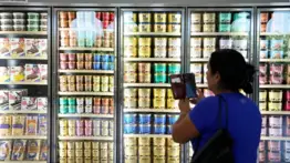 ¡No los consumas! El retiro masivo de helados de Walmart que afecta 16 estados de EEUU: aquí la marca