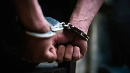 Capturan a hombre por golpear a su madre en la cabeza: este fue el motivo