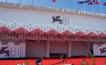 La actriz más polémica del 2025 recibe reconocimiento en el Festival de Venecia: conoce los detalles