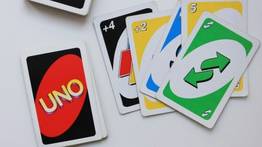 ¡Sorprendente! UNO colabora con esta reconocida cantante y reinventa las reglas del juego