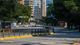 Demolición preventiva en la Torre Parque Ávila: vías abiertas este 1 de agosto