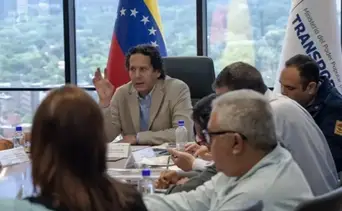 Gobierno evalúa el transporte público y afina plan para mejorar las vías del país: detalles