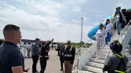 Reanudan vuelos de repatriación: llegan más de 140 venezolanos desde Miami