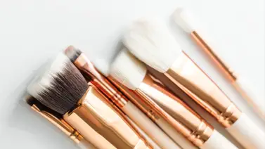 Aseo de las brochas de maquillaje: el recurso más eficiente para alejar estos utensilios de infecciones Aseo de las brochas de maquillaje: el recurso más eficiente para alejar estos utensilios de infecciones