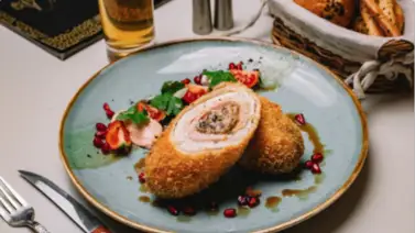 De la alta cocina a tu mesa: la guía definitiva del cordon bleu de pollo perfecto De la alta cocina a tu mesa: la guía definitiva del cordon bleu de pollo perfecto