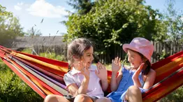 Adaptar el reloj familiar en vacaciones: una oportunidad para educar en habilidades