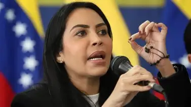 Delsa Solórzano rechaza trato dado a los periodistas que cubrían inicio del diálogo Delsa Solórzano rechaza trato dado a los periodistas que cubrían inicio del diálogo