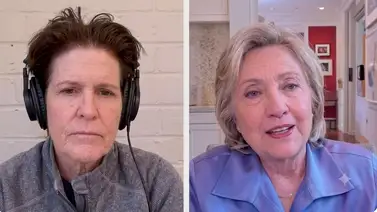 Hillary Clinton arremete contra Trump: tilda de vulgar las decoraciones con detalles dorados y el salón de baile Hillary Clinton arremete contra Trump: tilda de vulgar las decoraciones con detalles dorados y el salón de baile