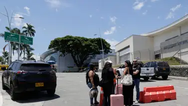 Operaciones comerciales del aeropuerto de Pereira continúan suspendidas tras el terremoto Operaciones comerciales del aeropuerto de Pereira continúan suspendidas tras el terremoto