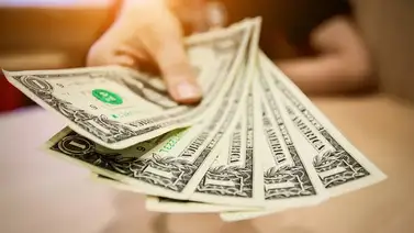 Nueva normativa en Illinois: establecimientos comerciales estarán obligados a recibir papel moneda Nueva normativa en Illinois: establecimientos comerciales estarán obligados a recibir papel moneda
