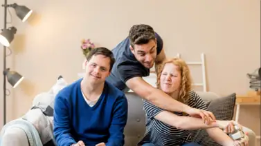 Más allá del "luego lo hago": estrategias para mejorar la conversación entre padres e hijos adolescentes Más allá del "luego lo hago": estrategias para mejorar la conversación entre padres e hijos adolescentes