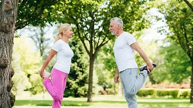 Importancia del entrenamiento de estabilidad para prevenir tropiezos: ejercicios para adultos mayores Importancia del entrenamiento de estabilidad para prevenir tropiezos: ejercicios para adultos mayores