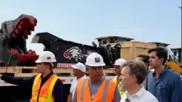 EEUU entrega equipos de maquinarias pesada para la reconstrucción tras terremotos en Venezuela
