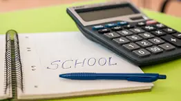 crédito fiscal por gastos escolares en Illinois 2026-2027