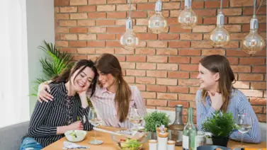 Nutricionista aconseja estos cuatro desayunos para comenzar el día: nutren la microbiota intestinal Nutricionista aconseja estos cuatro desayunos para comenzar el día: nutren la microbiota intestinal