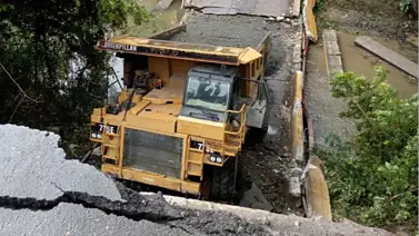 En imágenes: colapsa puente que conecta al estado Aragua con Guárico En imágenes: colapsa puente que conecta al estado Aragua con Guárico