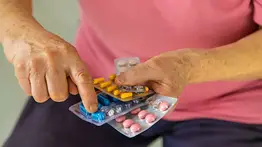 ¿Cómo saber si compraste un medicamento falsificado? SACS explica cómo detectarlo y dónde reportarlo 