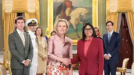 Venezuela y Países Bajos afianzan relaciones diplomática: Delcy Rodríguez recibe Cartas Credenciales
