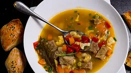 Un festín de verduras, coronado con carne de res: el delicioso picadillo llanero