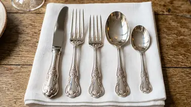 Trucos caseros para devolver el esplendor a tus objetos de plata: brillo duradero en el hogar Trucos caseros para devolver el esplendor a tus objetos de plata: brillo duradero en el hogar