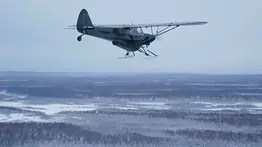 Avión se estrella en una laguna poco antes de llegar al aeropuerto en Alaska: todos los pasajeros murieron