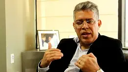 Elías Jaua fija su postura sobre acuerdo petrolero entre Venezuela y EEUU: denuncia la "ocupación y al invasor extranjero"