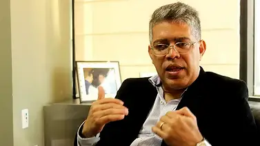 Elías Jaua fija su postura sobre acuerdo petrolero entre Venezuela y EEUU: denuncia la "ocupación y al invasor extranjero" Elías Jaua fija su postura sobre acuerdo petrolero entre Venezuela y EEUU: denuncia la "ocupación y al invasor extranjero"