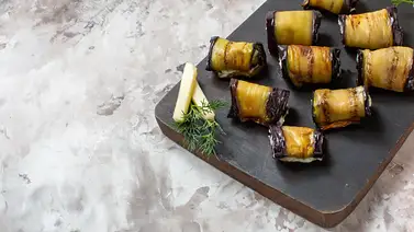 Berenjena y requesón: un dúo ligero, nutritivo y lleno de sabor Berenjena y requesón: un dúo ligero, nutritivo y lleno de sabor