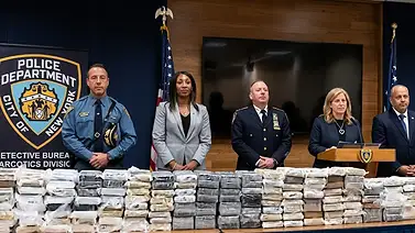 Policía de NY incauta 263 Kg de cocaína valorados en $ 10 millones: el mayor decomiso en una década Policía de NY incauta 263 Kg de cocaína valorados en $ 10 millones: el mayor decomiso en una década