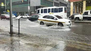 Lluvias y descargas eléctricas en varios estados del país este 30 de agosto: esto dice el Inameh sobre la Gran Caracas Lluvias y descargas eléctricas en varios estados del país este 30 de agosto: esto dice el Inameh sobre la Gran Caracas