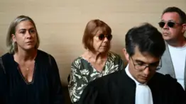 Hombre acusado por dejar que violaran a su esposa enfrenta cargos por abuso infantil