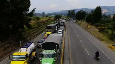 Paro de transporte colombiano genera problemas en la frontera con Venezuela Paro de transporte colombiano genera problemas en la frontera con Venezuela