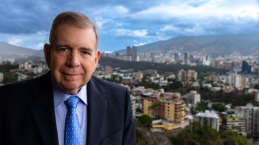 Delcy Rodríguez: Edmundo González se exilia en España