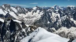 Hallan muertos a cuatro alpinistas en el macizo del Mont Blanc