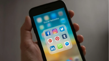 Implementan controversial ley que restringe el acceso a las redes sociales